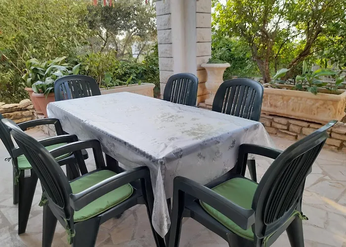 Jere Appartement Sutivan